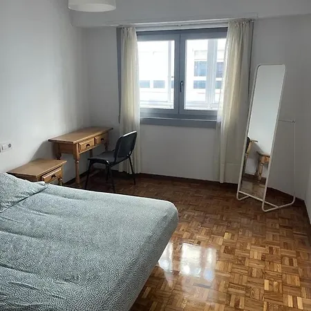 Apartamento Costa Riazor Coruna Διαμέρισμα *